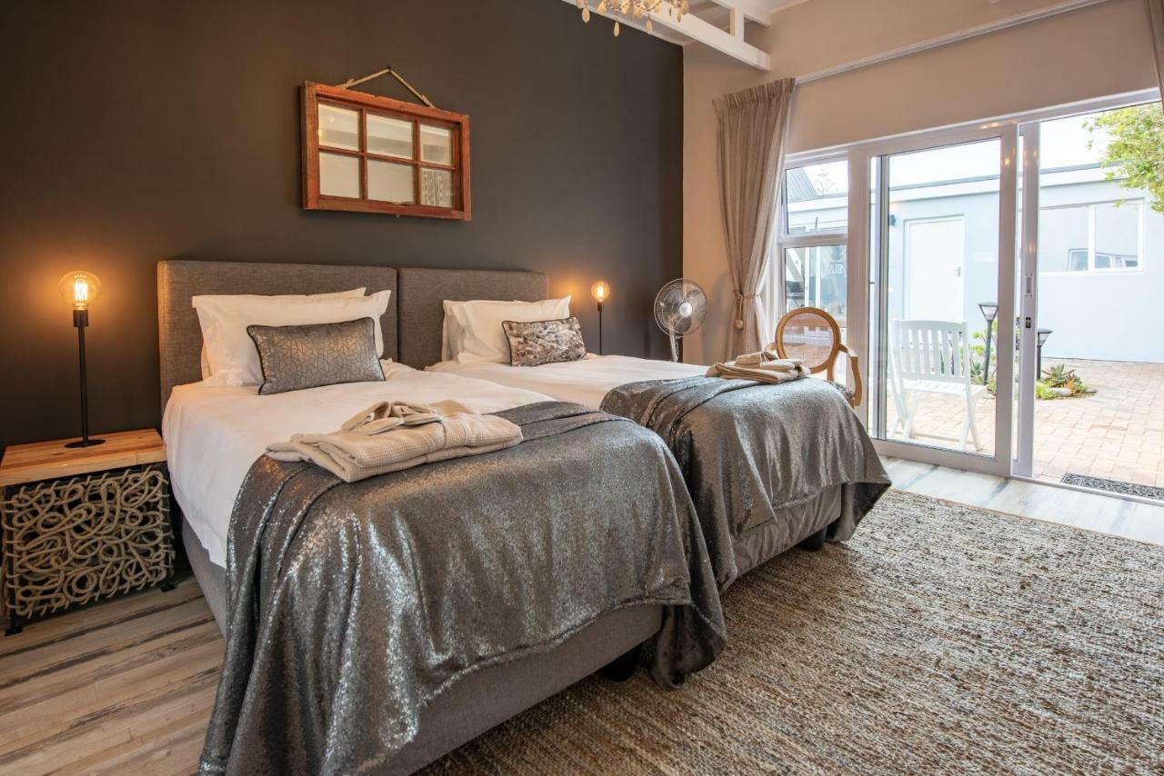 Salt Boutique Guesthouse By Curiocity (Adults Only) Bloubergstrand Bagian luar foto