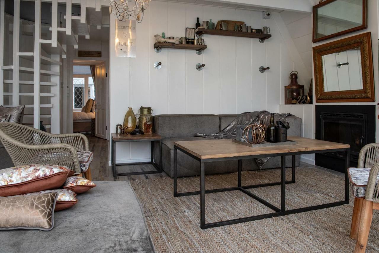 Salt Boutique Guesthouse By Curiocity (Adults Only) Bloubergstrand Bagian luar foto