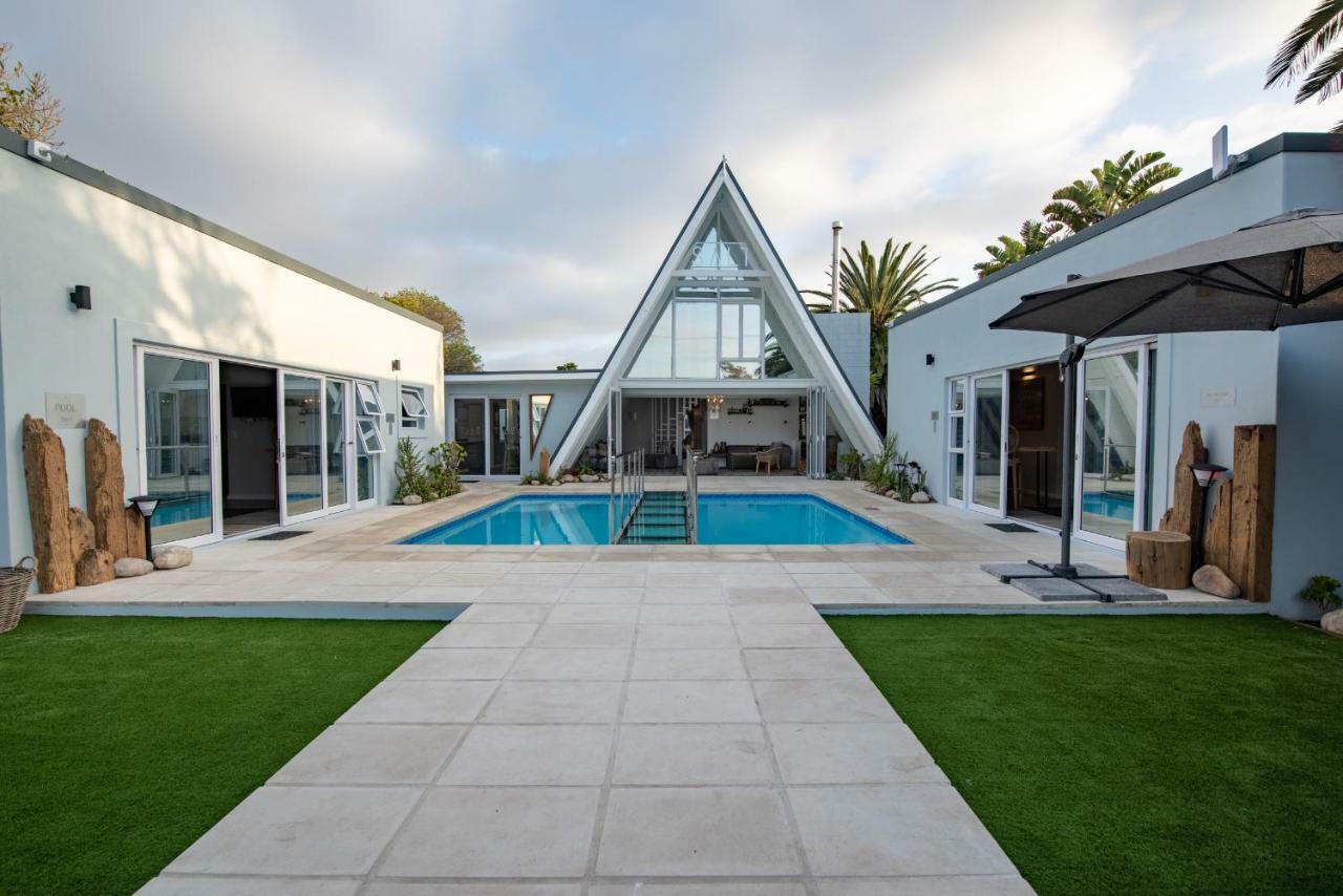 Salt Boutique Guesthouse By Curiocity (Adults Only) Bloubergstrand Bagian luar foto