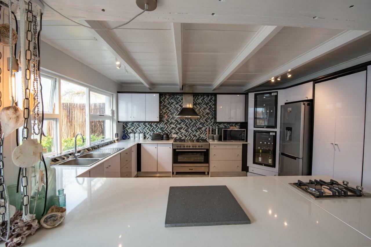 Salt Boutique Guesthouse By Curiocity (Adults Only) Bloubergstrand Bagian luar foto