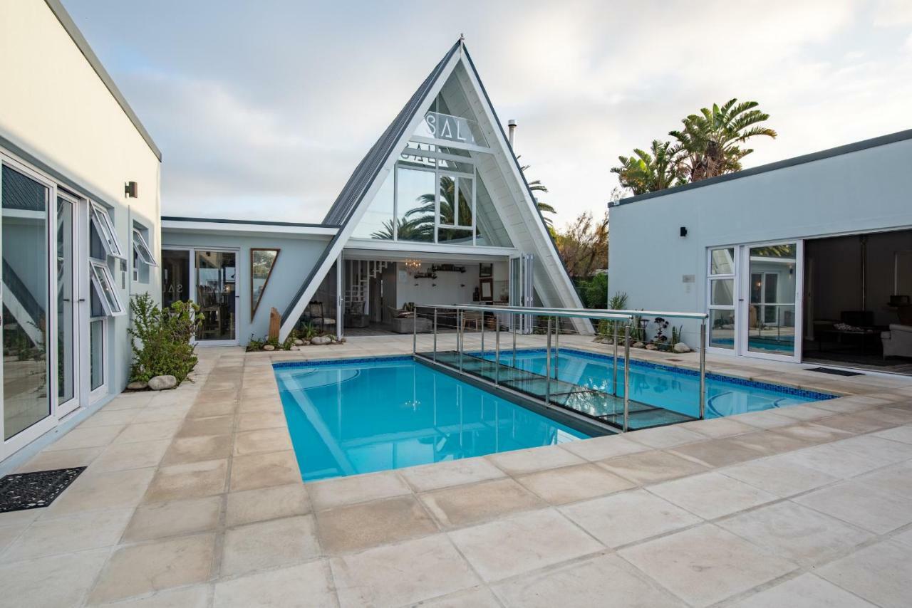 Salt Boutique Guesthouse By Curiocity (Adults Only) Bloubergstrand Bagian luar foto