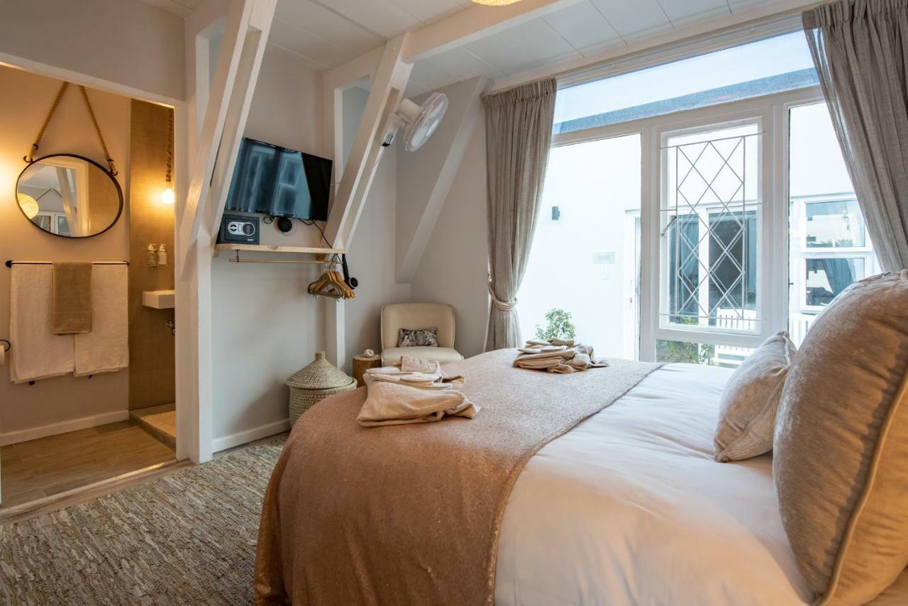 Salt Boutique Guesthouse By Curiocity (Adults Only) Bloubergstrand Bagian luar foto