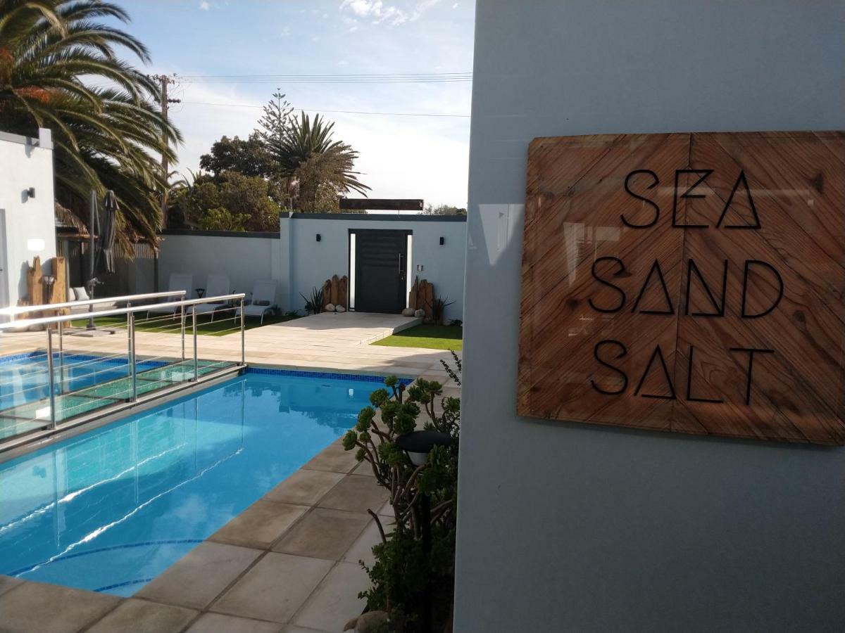 Salt Boutique Guesthouse By Curiocity (Adults Only) Bloubergstrand Bagian luar foto