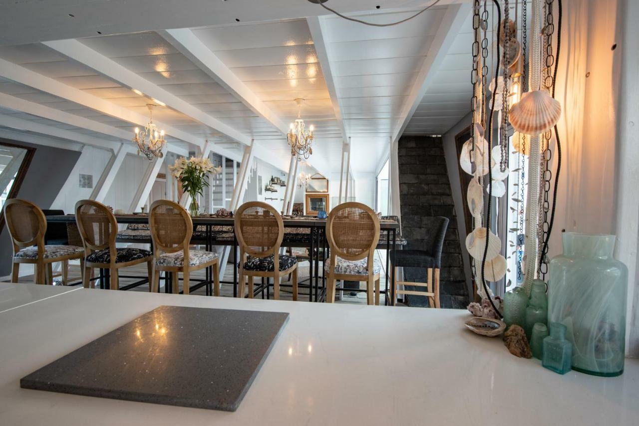 Salt Boutique Guesthouse By Curiocity (Adults Only) Bloubergstrand Bagian luar foto