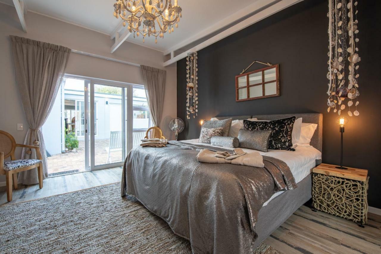 Salt Boutique Guesthouse By Curiocity (Adults Only) Bloubergstrand Bagian luar foto
